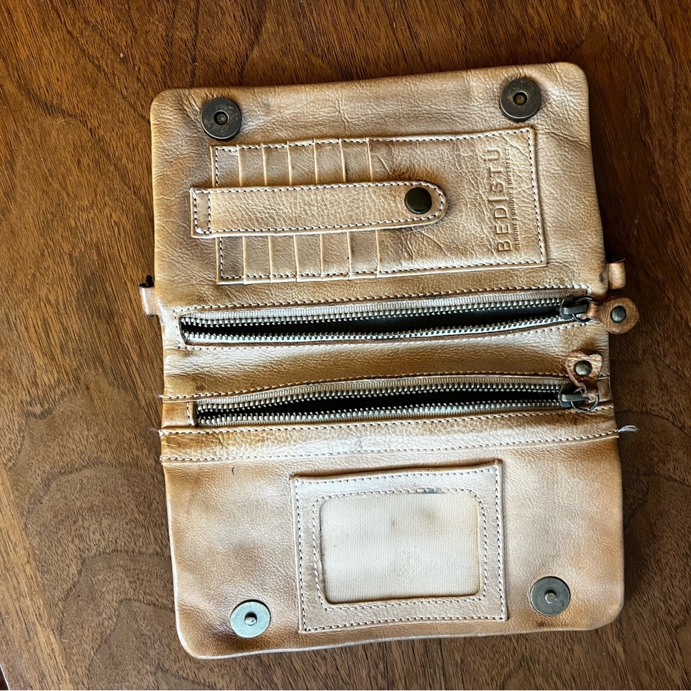 BED|STU Light Brown Leather Wallet